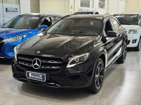 MERCEDES-BENZ GLA 200 1.6 CGI FLEX ADVANCE 7G-DCT